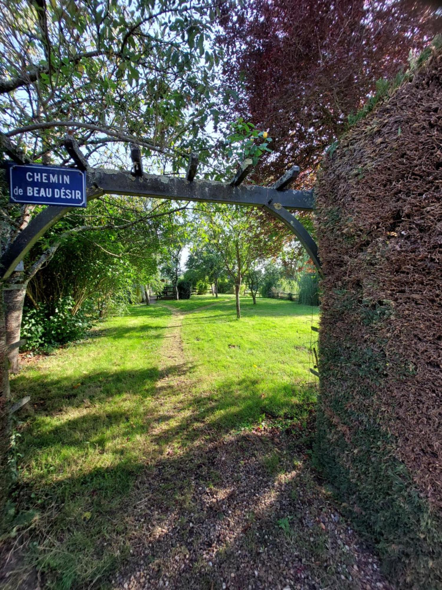 Les Roulottes De La Brauderie Vila Brissarthe Exterior foto